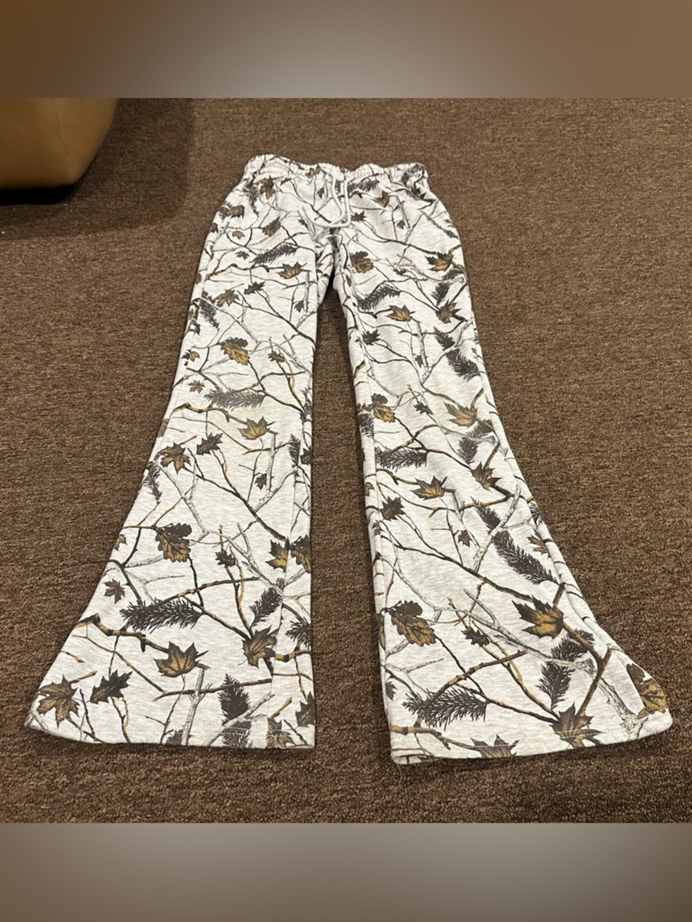 EUC SWS Athletics Gray Floral Print Flared Lounge Pants Sz M Women's